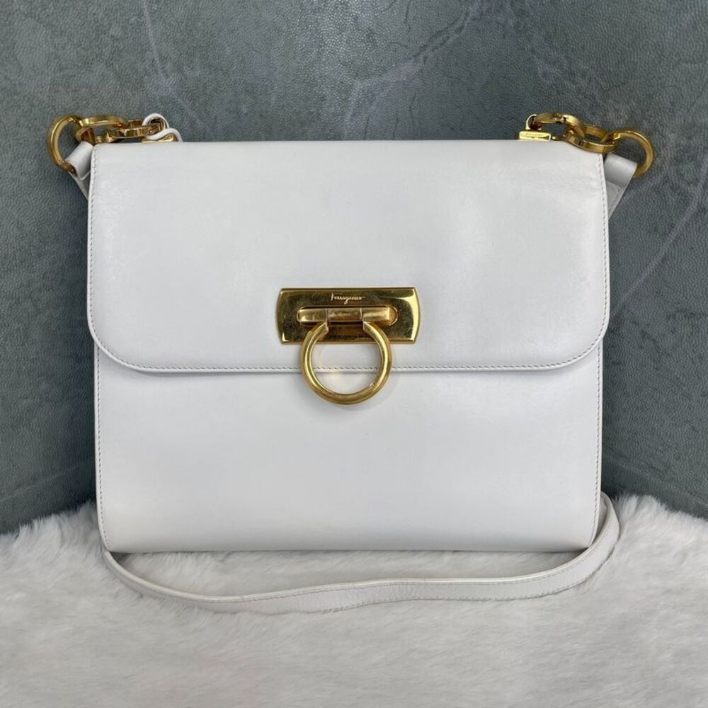 Ferragamo Women Pre-Loved Bag Very Good Condition